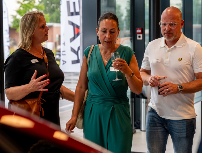 Cupra night, Cupra opening Raes Brugge